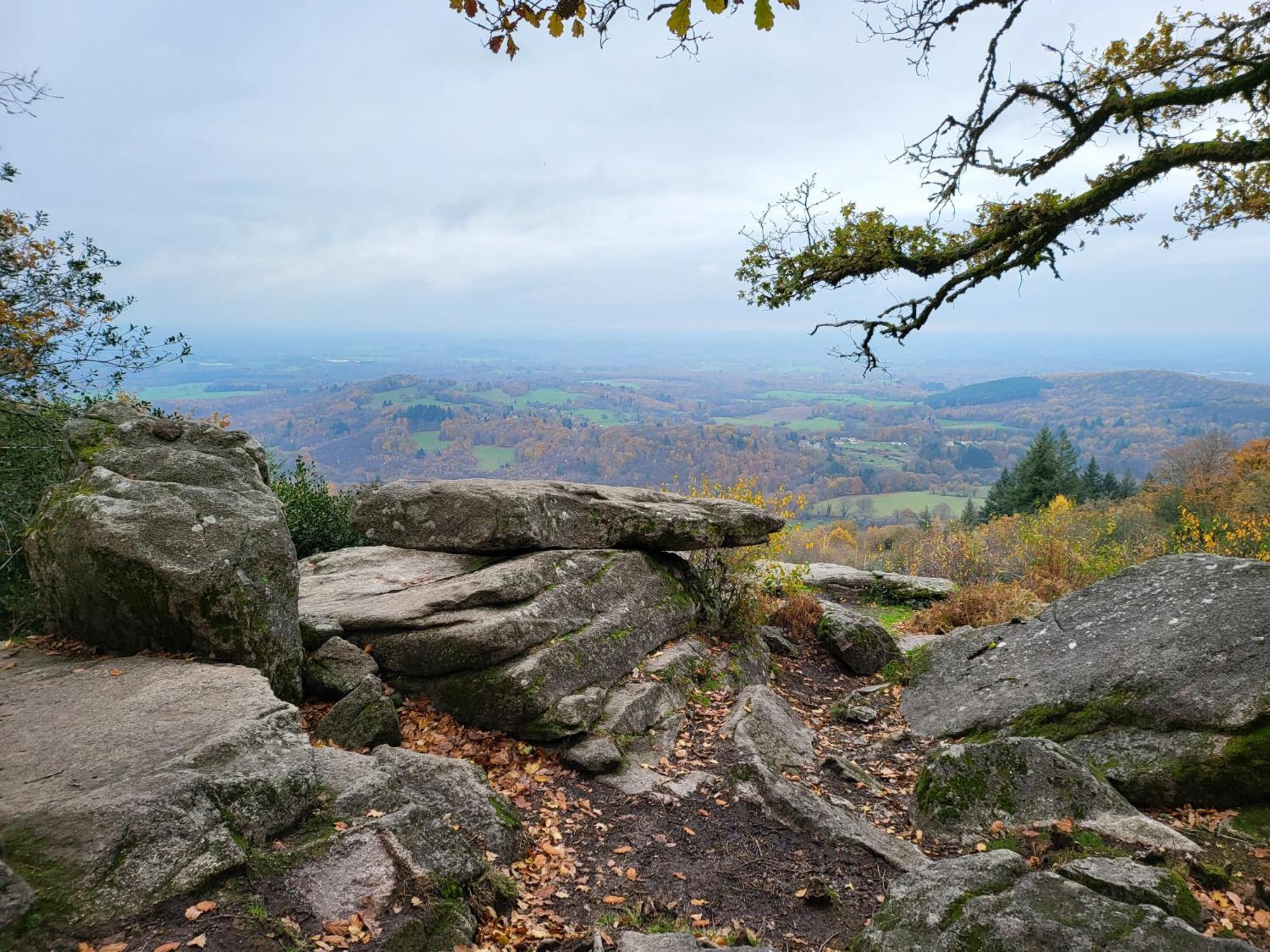 Vue Du Vallon Bersac-sur-Rivalier Buitenkant foto